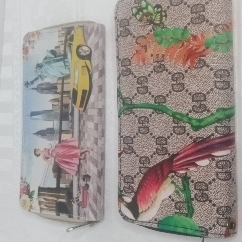 Women's Floral and Scenic Print Wallet Set NWOT